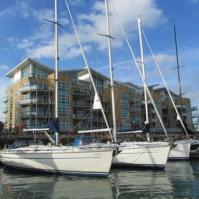 save 10% on 2026 sailing courses